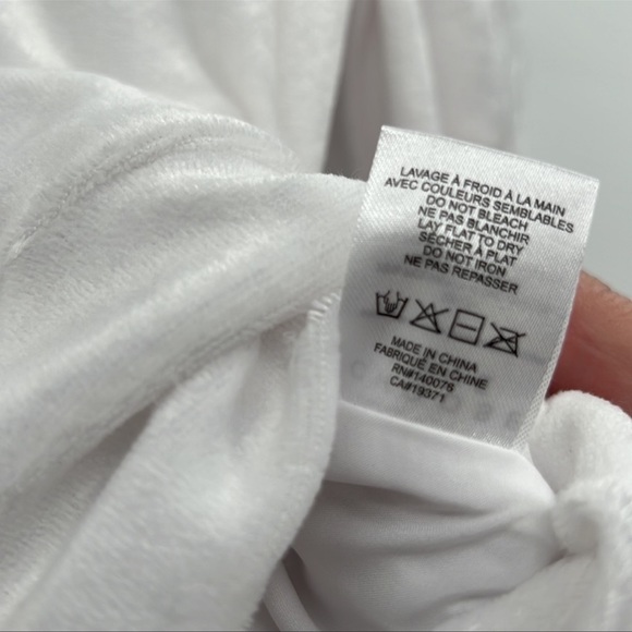 🆕Generation Love Bomber Jacket Blair Bright White Velour
Lined With Pockets - Picture 9 of 14